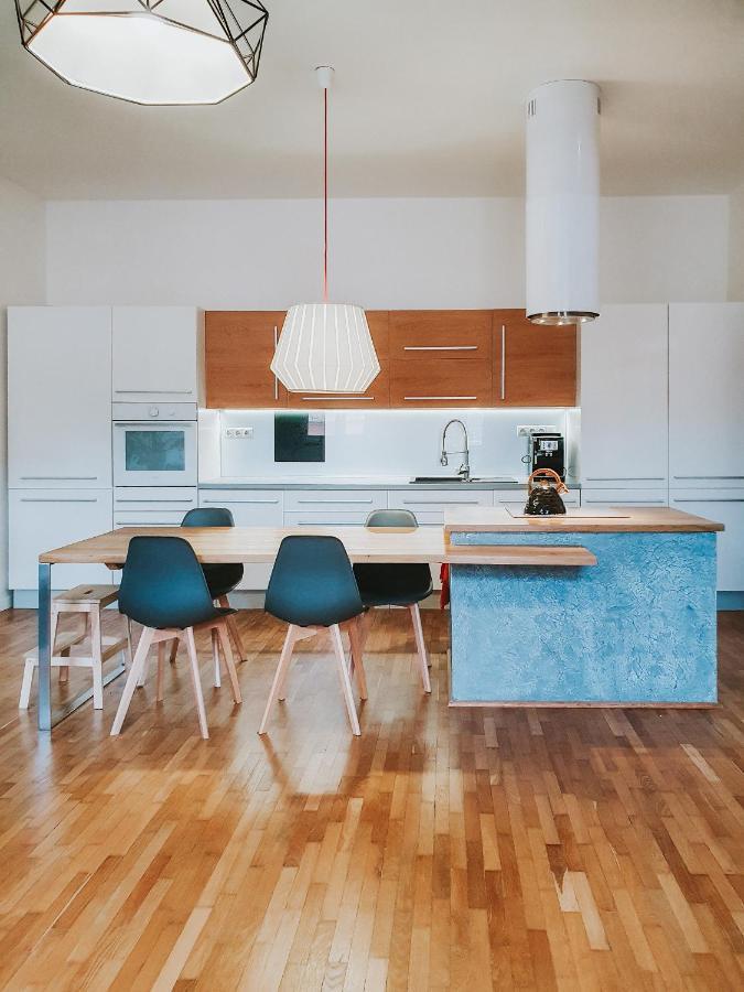 Priestranny Apartman V Centre Koszyce Zewnętrze zdjęcie