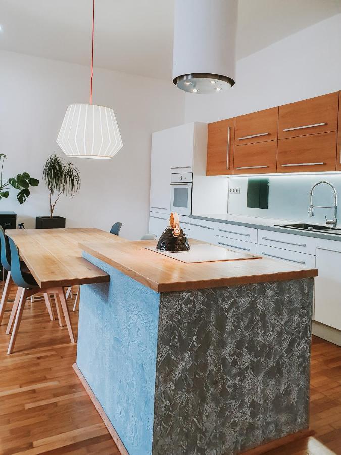 Priestranny Apartman V Centre Koszyce Zewnętrze zdjęcie